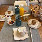 Medicis ベッド・アンド・ブレックファスト 3*