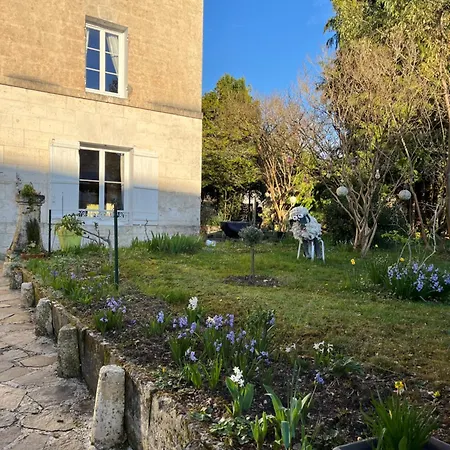 Couette-café Médicis