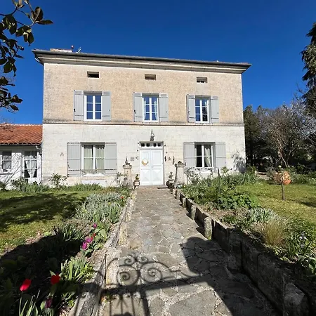 Bed and Breakfast Medicis Brantôme