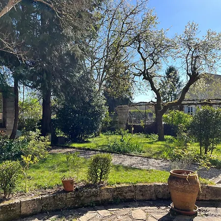 Medicis Bed and Breakfast 3*